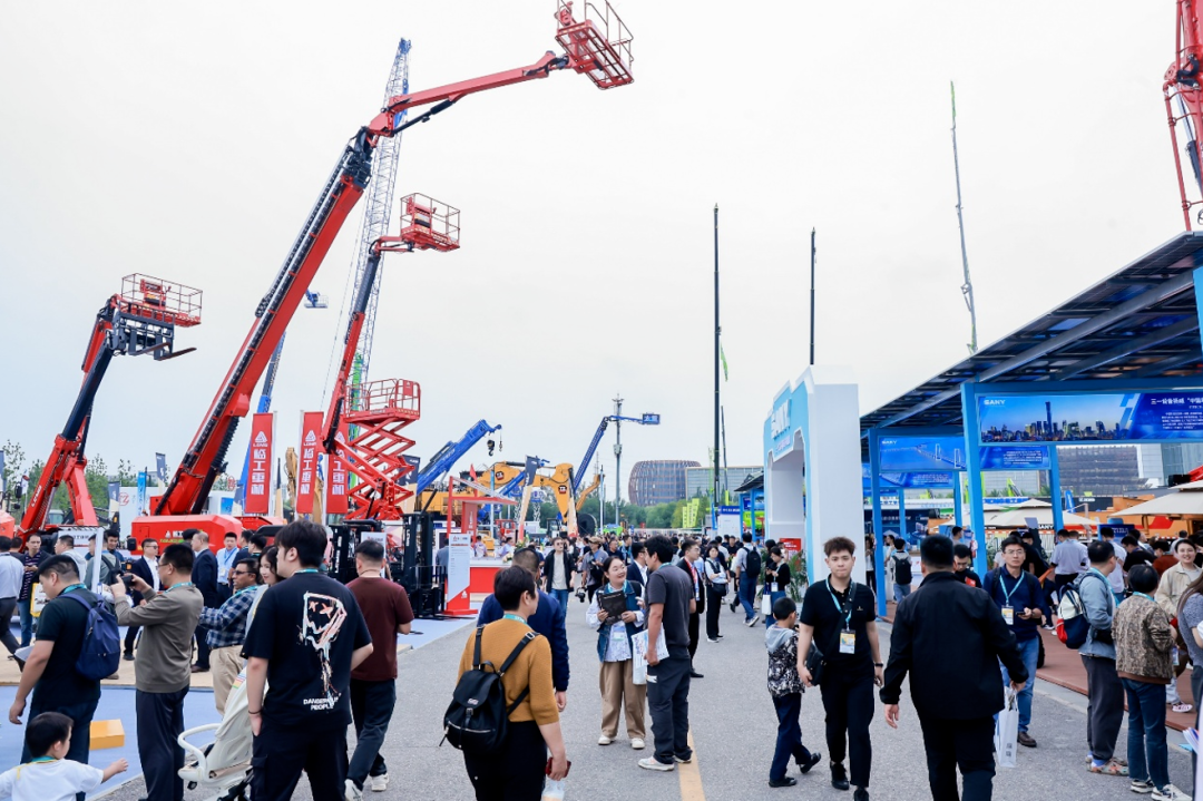 收官不散場(chǎng),精彩永延續(xù)|BICES 2025 圓滿(mǎn)落幕!力克川液壓邀您相聚上海PTC ASIA 2025,再啟新征程1.png